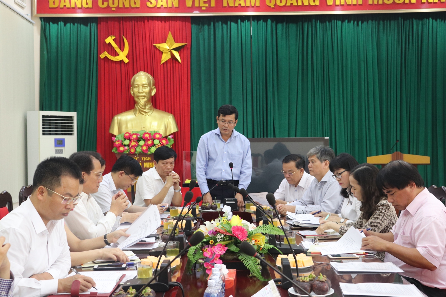đồng chí Nguyễn Văn Phúc, Phó Bí thư Đảng ủy Ban Cán sự Đảng Bộ Giáo dục; Thứ trưởng Bộ Giáo dục và Đào tạo