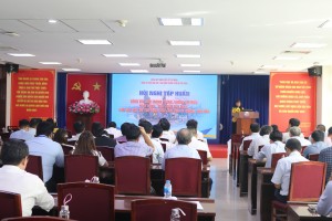 Quang cảnh toàn hội nghị