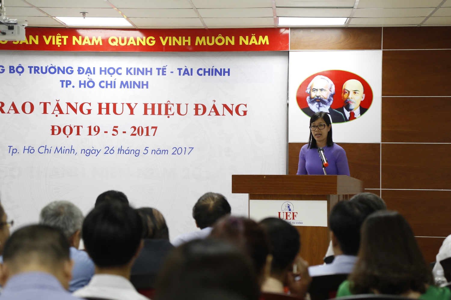 Đ/C Nguyễn Thị Là phát biểu tại buổi lễ