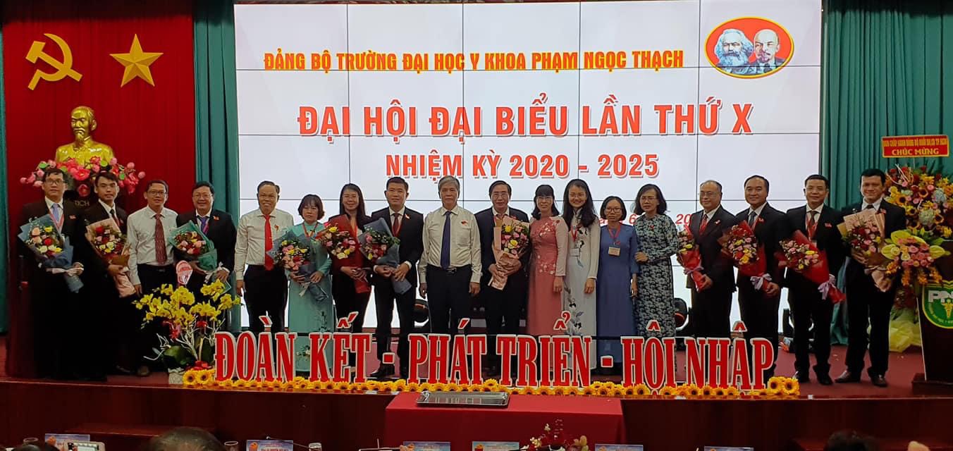 Ban Chấp hành Đảng bộ trường Đại học Y khoa Phạm Ngọc Thạch nhiệm kỳ 2020 – 2025 ra mắt Đại hội