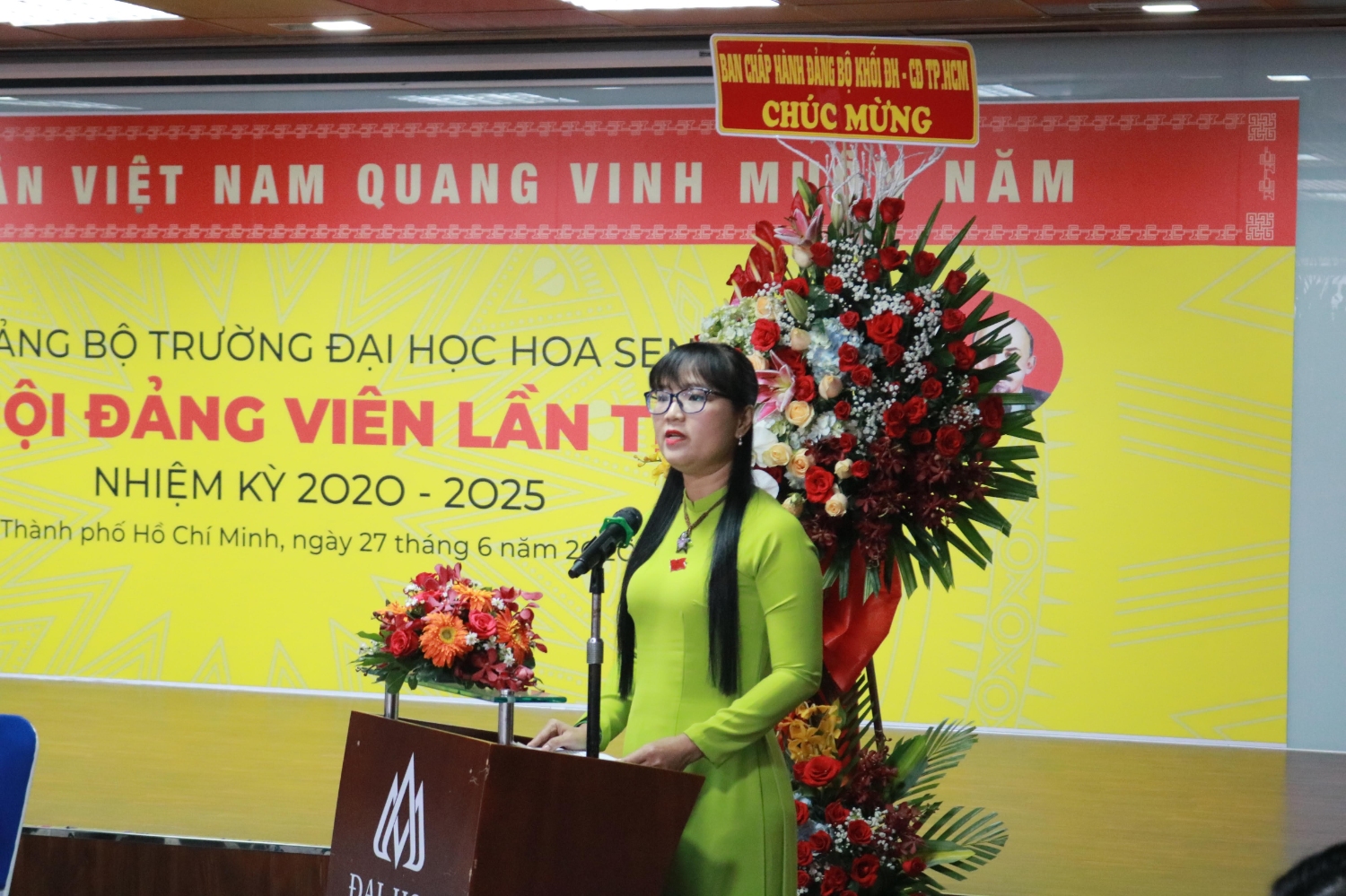 2.	Đồng chí Đặng Thùy Khánh Vân – Ủy viên Ban Thường vụ, Trưởng Ban Tuyên giáo Đảng ủy Khối phát biểu chỉ đạo Đại hội