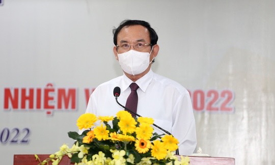 Ủy viên Bộ Chính trị, Bí thư Thành ủy TP HCM Nguyễn Văn Nên phát biểu chỉ đạo hội nghị