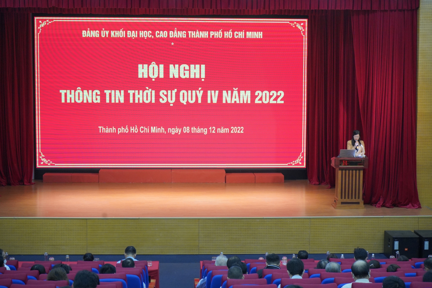 Đồng chí Nguyễn Thị Là – Phó Bí thư Thường trực Đảng ủy Khối phát biểu chỉ đạo tại Hội nghị