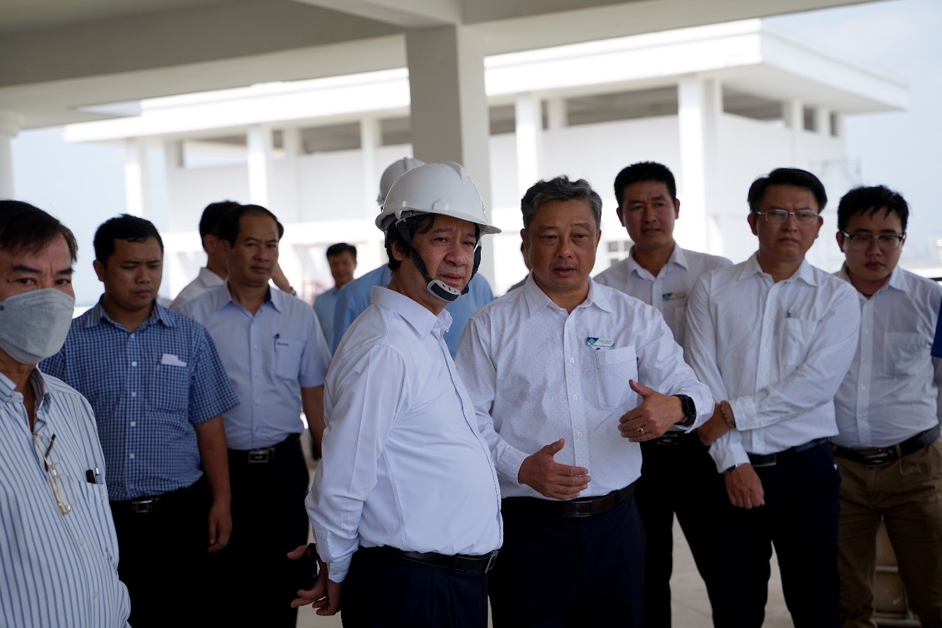 Bộ trưởng Nguyễn Kim Sơn kiểm tra tiến độ xây dựng cơ sở mới của Trường ĐH SP TDTT TPHCM