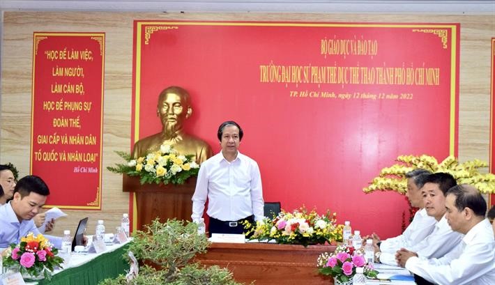 Bộ trưởng Nguyễn Kim Sơn làm việc với Trường ĐH SP TDTT TP.HCM